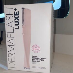LUXE+ Sonic Dermaplaning Tool - Cream